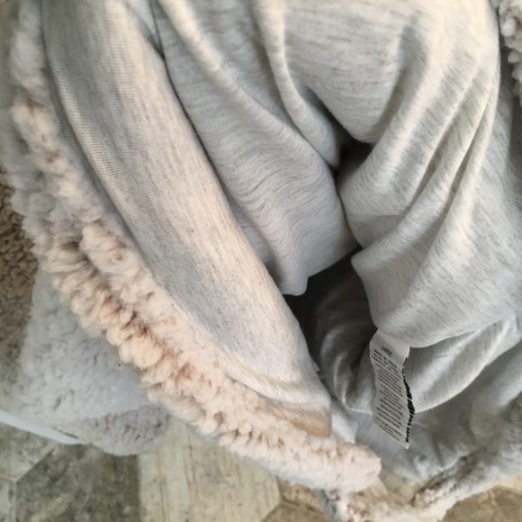 Thread supply Wubby Fleece pullover SOLDOUT - Picture 6 of 6